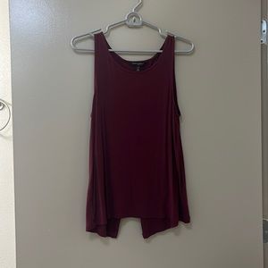 Banana Republic - cute tank top - maroon color - size M petite